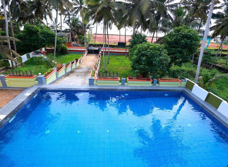 kovalam sea view hotels