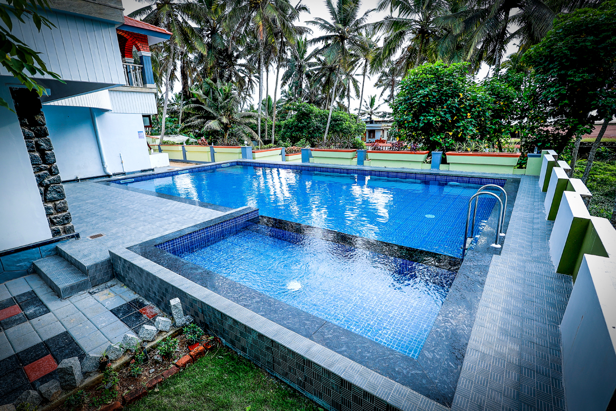 beach resorts in poovar island